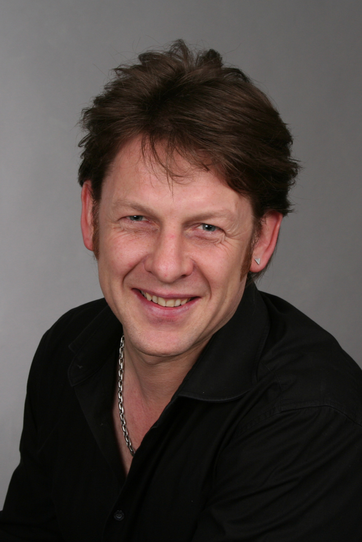 Arnold Schmid peoplecheck.de